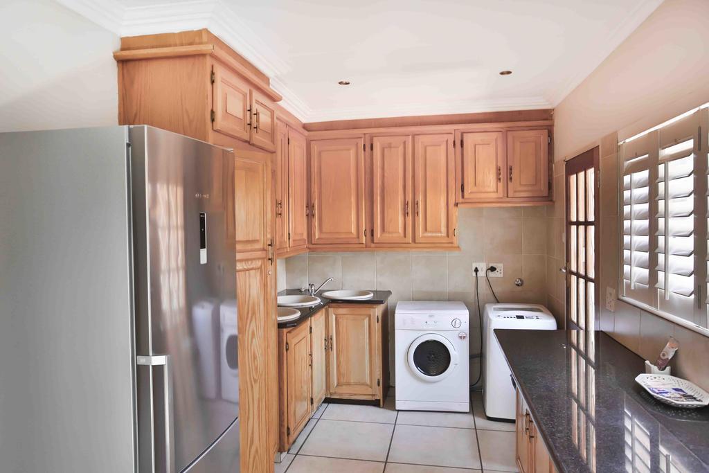 סנטוריון Accommodation At Vans No Loadshedding מראה חיצוני תמונה